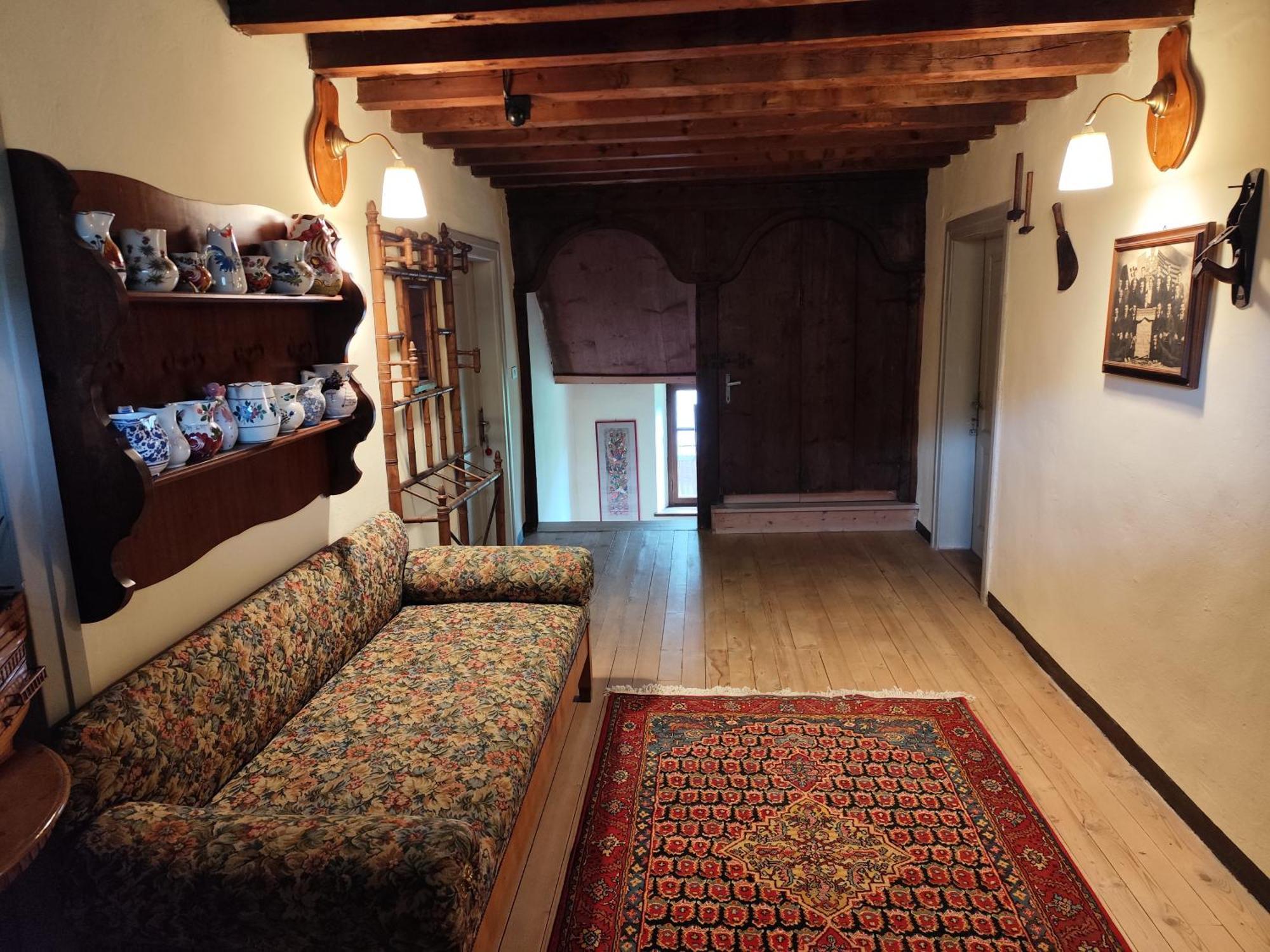 Alma Hunting Guest house